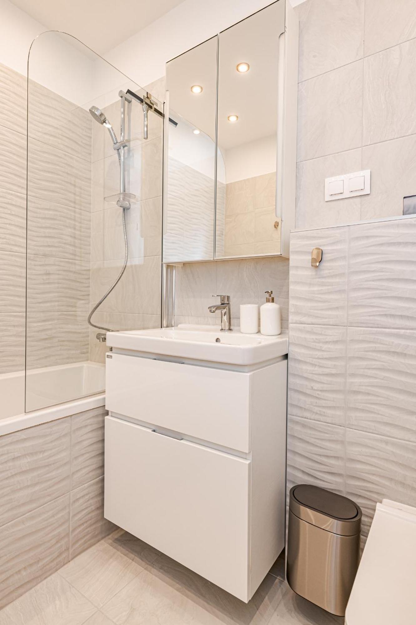 Luxury Tropical Apartment At Budapest Room photo